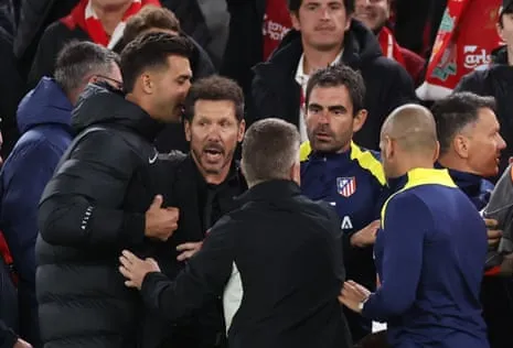 Diego Simeone Blames Confrontation with Supporter on Being Abused All Game’