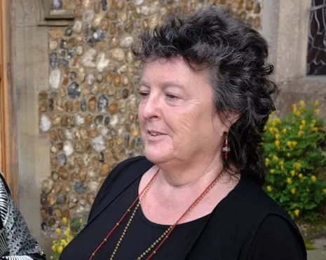 The Renowned Poet Pens ‘Bombsite’ Poem regarding Donald Trump’s UK State Visit
