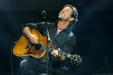 Grammy-Winning Songwriter Has Died in Aviation Tragedy