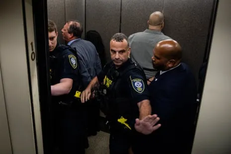 NY Legislators Arrested While Preventing Ice Entry to Federal Facility